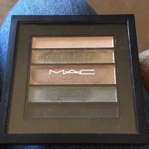 MAC 5-Pan Shadow Palette in Smokeluxe